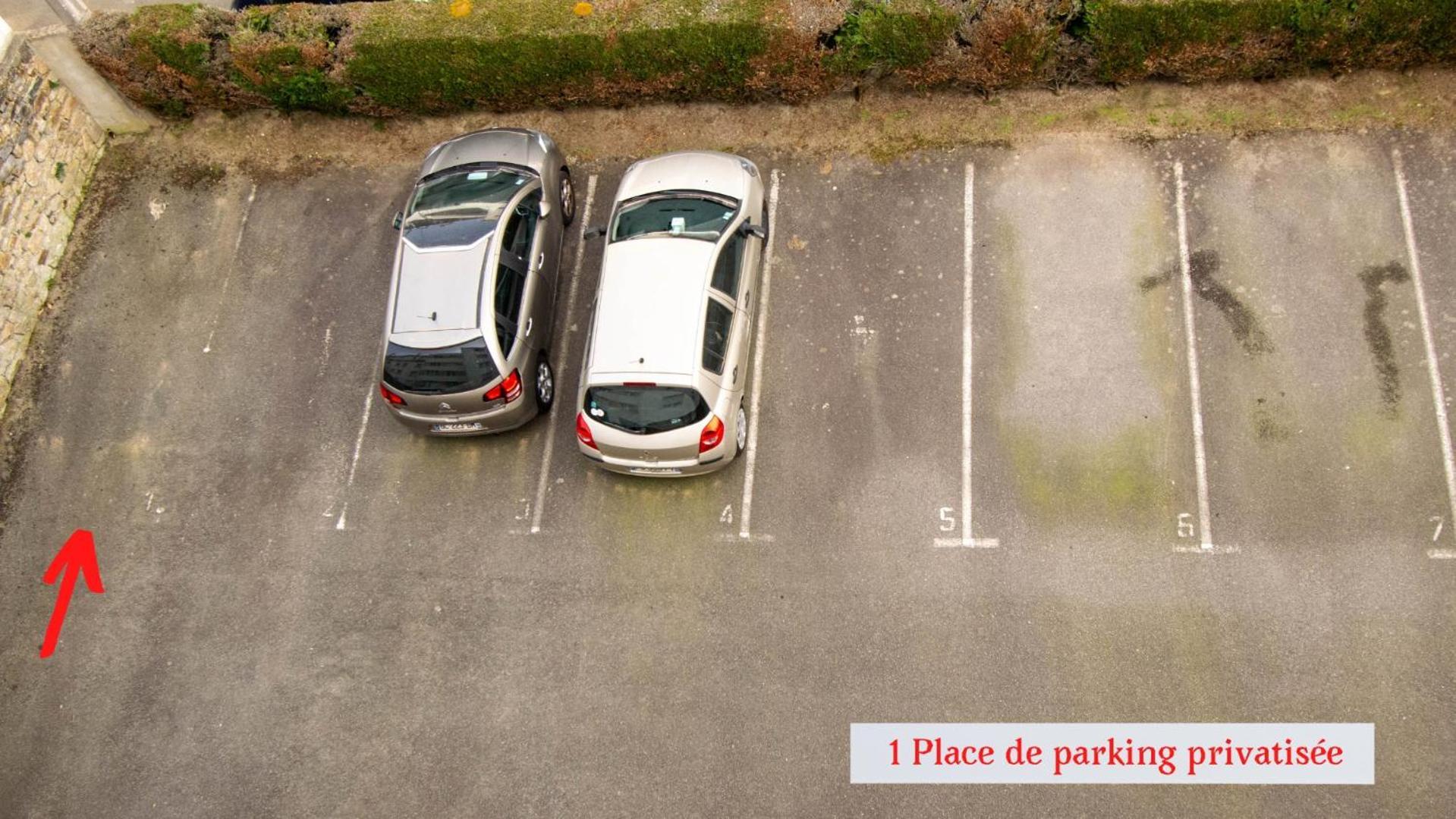 Grand Studio Avec Parking A 10 Minutes Des Plages ロリアン エクステリア 写真